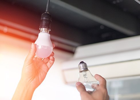 1. Vervang al je lampen met LED-verlichting