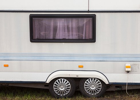 Raamdecoratie in camper of caravan: dit is er mogelijk